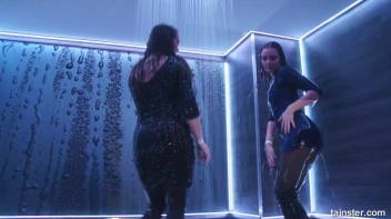 We Wanna Work It Wet! Screencap 55 on sinx.preview.netperv.com