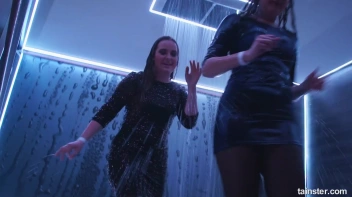 We Wanna Work It Wet! Screencap 67 on sinx.preview.netperv.com
