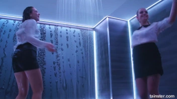 We Wanna Work It Wet! Screencap 74 on sinx.preview.netperv.com
