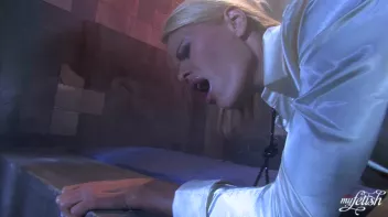 Me Softly Screencap 93 on sinx.preview.netperv.com