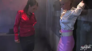 Me Softly Screencap 13 on sinx.preview.netperv.com