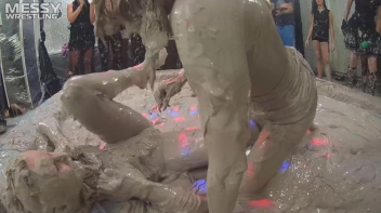 Messy Wrestling: Tattooed Beauty, Ripped Clothes & Lots Of Mud Covered Booby & Booty! Screencap 45 on sinx.preview.netperv.com