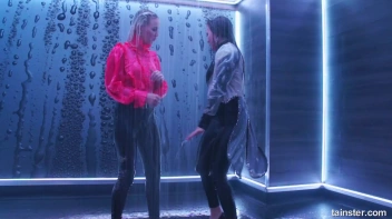 Elegant, Wet, And Living It Up! Screencap 84 on sinx.preview.netperv.com