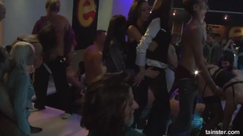 Fashion Freaks Part 1 - Cam 3 Screencap 61 on sinx.preview.netperv.com