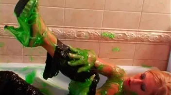 She Loves To Get Messy Any Way She Can Screencap 68 on sinx.preview.netperv.com