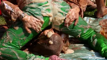 Sloppy Snack Attack Screencap 53 on sinx.preview.netperv.com