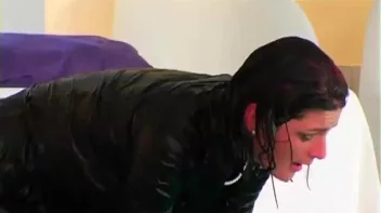 Play Fighting Turns Serious In The Pool Screencap 88 on sinx.preview.netperv.com