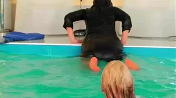 Play Fighting Turns Serious In The Pool Screencap 33 on sinx.preview.netperv.com