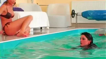 Play Fighting Turns Serious In The Pool Screencap 60 on sinx.preview.netperv.com