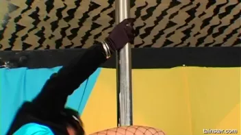 Take Me Out to the Piss park... Screencap 2 on sinx.preview.netperv.com