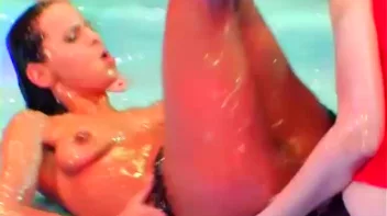 Lora Licious vs. Susan Snow Screencap 46 on sinx.preview.netperv.com