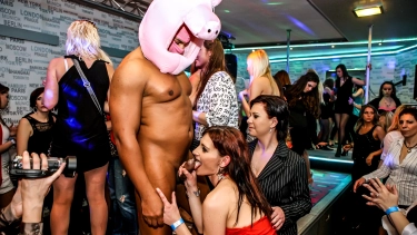 Latest deal - Party Hardcore Gone Crazy Vol. 10 Part 5 - Cam 3