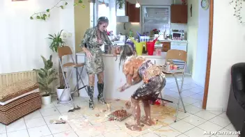 Swamped in Slop Screencap 81 on sinx.preview.netperv.com