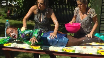 Wet And Messy Duo Splosh Their Friend Screencap 14 on sinx.preview.netperv.com