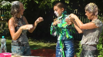 Wet And Messy Duo Splosh Their Friend Screencap 9 on sinx.preview.netperv.com