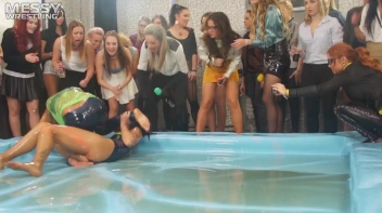 Messy Wrestling: Battle Babes Clothes Rippin',  Freaky Swimmin' And Action Sweatin' In The Oil!!! Screencap 22 on sinx.preview.netperv.com
