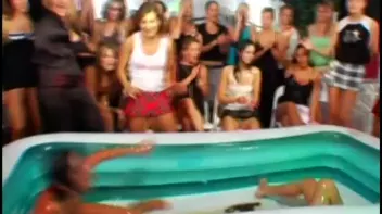 Trying To Maintain Their Composure In The Oil Screencap 98 on sinx.preview.netperv.com