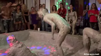 Miss Skinny Takes a Mud Dive Screencap 70 on sinx.preview.netperv.com