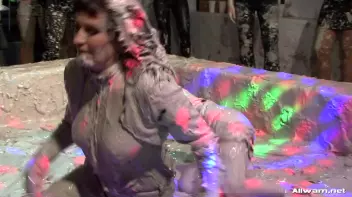 Miss Skinny Takes a Mud Dive Screencap 34 on sinx.preview.netperv.com