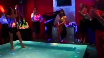 Duke It Out In A Pool Of Slop Screencap 2 on sinx.preview.netperv.com