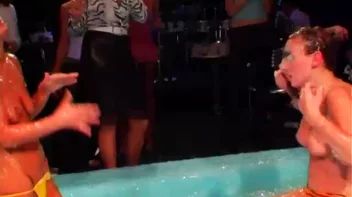 Duke It Out In A Pool Of Slop Screencap 65 on sinx.preview.netperv.com