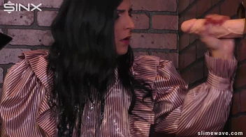 Stunner Covered In Slime Screencap 56 on sinx.preview.netperv.com