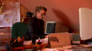 A Seductive Occasion Screencap 59 on sinx.preview.netperv.com