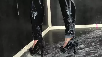 Sloppy Dining At The Hungry Hole! Screencap 42 on sinx.preview.netperv.com