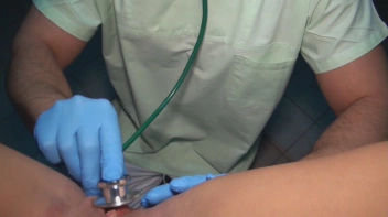 Spermaspritze vom Frauenarzt Screencap 22 on sinx.preview.netperv.com