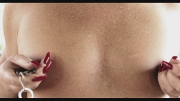 Mit den langen roten Nägeln in den Arsch gekniffen Screencap 47 on sinx.preview.netperv.com