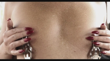 Mit den langen roten Nägeln in den Arsch gekniffen Screencap 52 on sinx.preview.netperv.com