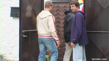 It's Raining Piss! Screencap 6 on sinx.preview.netperv.com