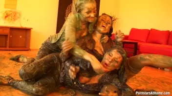 Eurobabes Wet And Messy Paint Party Screencap 113 on sinx.preview.netperv.com