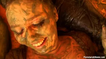 Eurobabes Wet And Messy Paint Party Screencap 123 on sinx.preview.netperv.com