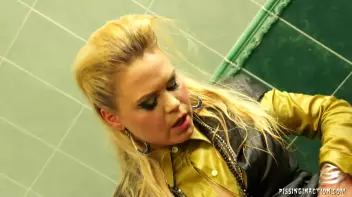 Who Needs A Tub When You've Got Piss Showers Screencap 70 on sinx.preview.netperv.com