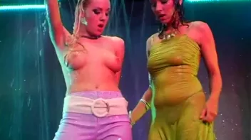 Elegant and Beautiful Wetlook Action Screencap 90 on sinx.preview.netperv.com