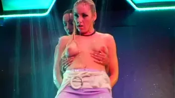 Elegant and Beautiful Wetlook Action Screencap 49 on sinx.preview.netperv.com