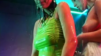 Elegant and Beautiful Wetlook Action Screencap 55 on sinx.preview.netperv.com
