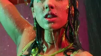 Elegant and Beautiful Wetlook Action Screencap 73 on sinx.preview.netperv.com