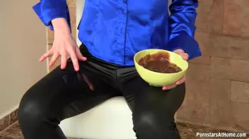 Pudding Pussy Screencap 6 on sinx.preview.netperv.com