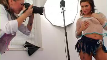 Innocent Photo Shoot Turns Disaster Screencap 40 on sinx.preview.netperv.com