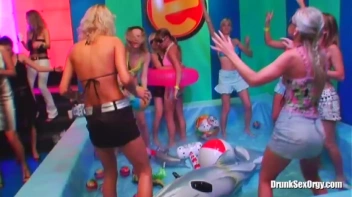 Euroslut Hotel Part 1 - Cam 2 Screencap 5 on sinx.preview.netperv.com