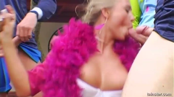 Sabrina White Gets Wet Screencap 65 on sinx.preview.netperv.com