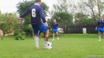 Sabrina White Gets Wet Screencap 1 on sinx.preview.netperv.com