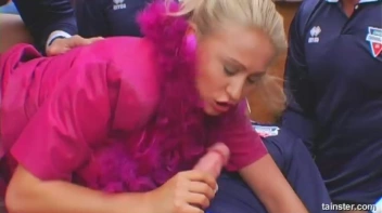 Sabrina White Gets Wet Screencap 23 on sinx.preview.netperv.com