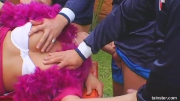 Sabrina White Gets Wet Screencap 35 on sinx.preview.netperv.com