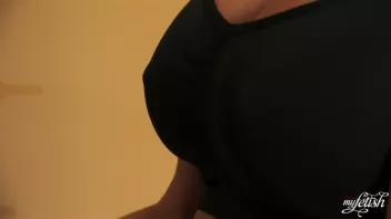 Lesbians at the Gym Screencap 5 on sinx.preview.netperv.com