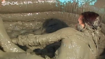 WAM Babes Catfight And Wrestle In The Mud Screencap 48 on sinx.preview.netperv.com