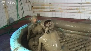 WAM Babes Catfight And Wrestle In The Mud Screencap 55 on sinx.preview.netperv.com