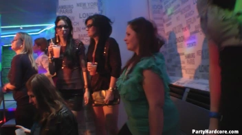 Party Hardcore Gone Crazy Vol. 11 Part 1 - Cam 4 Screencap 72 on sinx.preview.netperv.com
